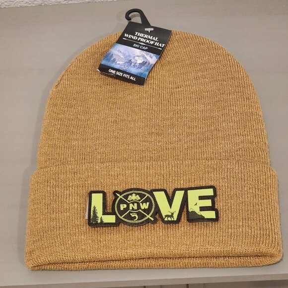 dirt road rigs Accessories - LOVE PNW Knit Cuffed Beanie in Caramel